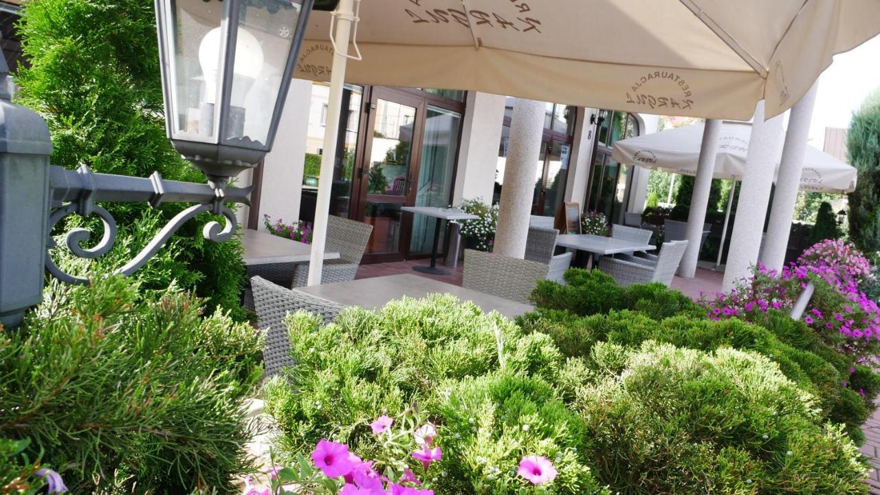 Restauracja Kargul Noclegi Łęczyca Exterior foto